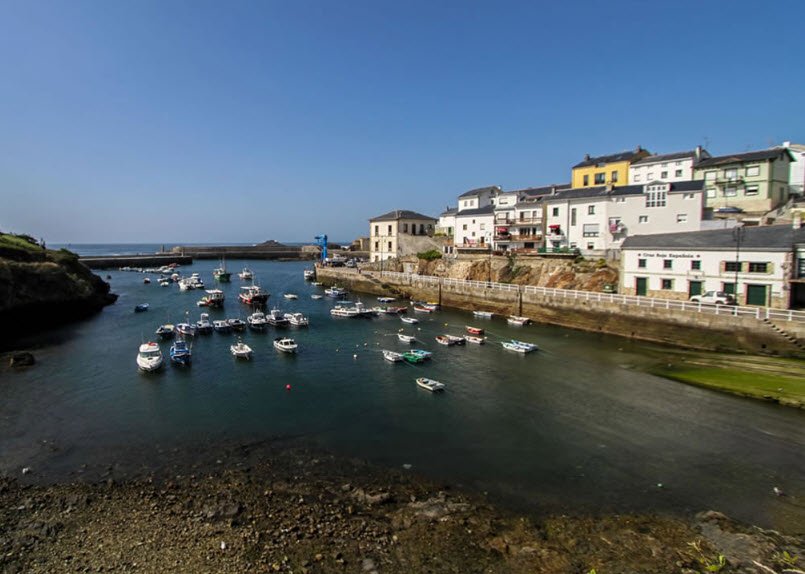 Torre de Tapia, Spain